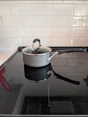 Calphalon "Cooking With Calphalon" 1-Quart Saucepan With Glass Lid